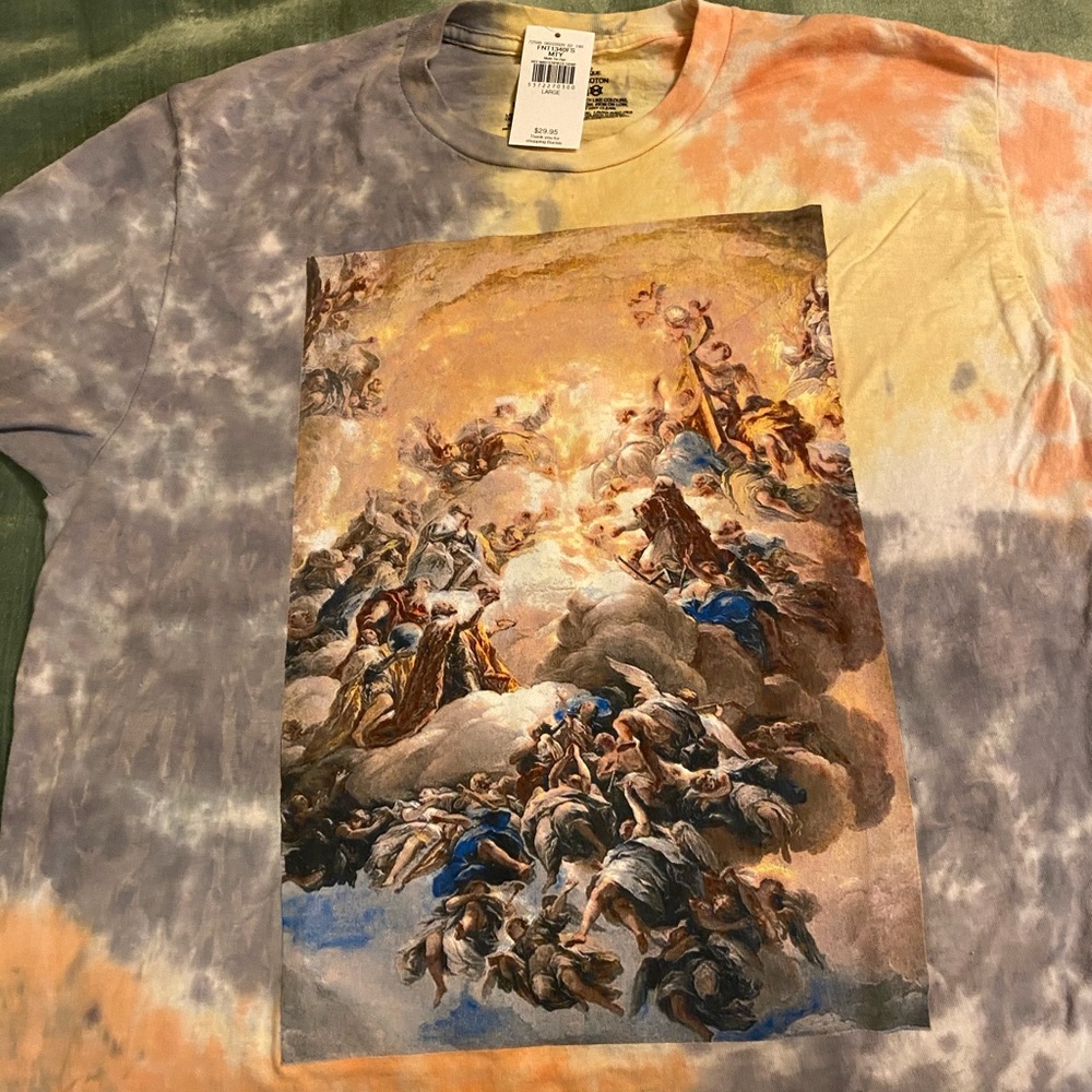 Buckle tye dye graphic